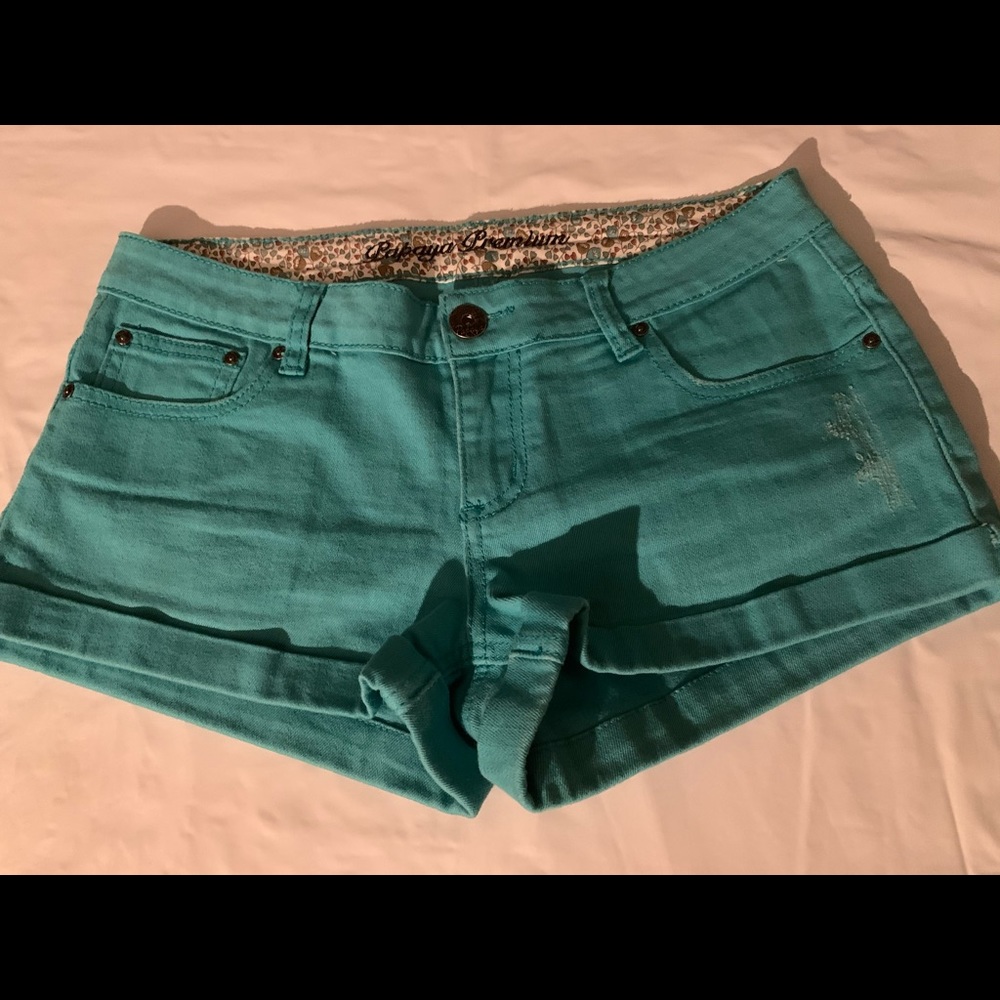 Women’s green Papayas shorts size large